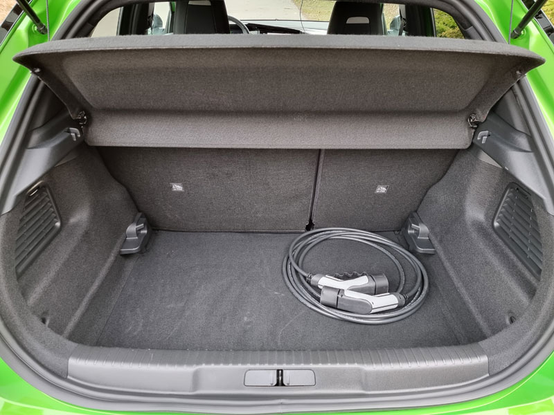 Biltest Opel Mokka e 100 kW Ultimate FWD Prøvekørsel Bilanmeldelse